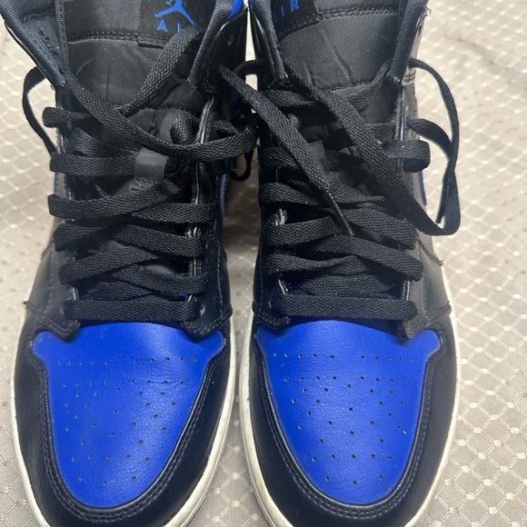 Jordan 1 mid hyper royal 2020 sz.10 men’s - Picture 6 of 7